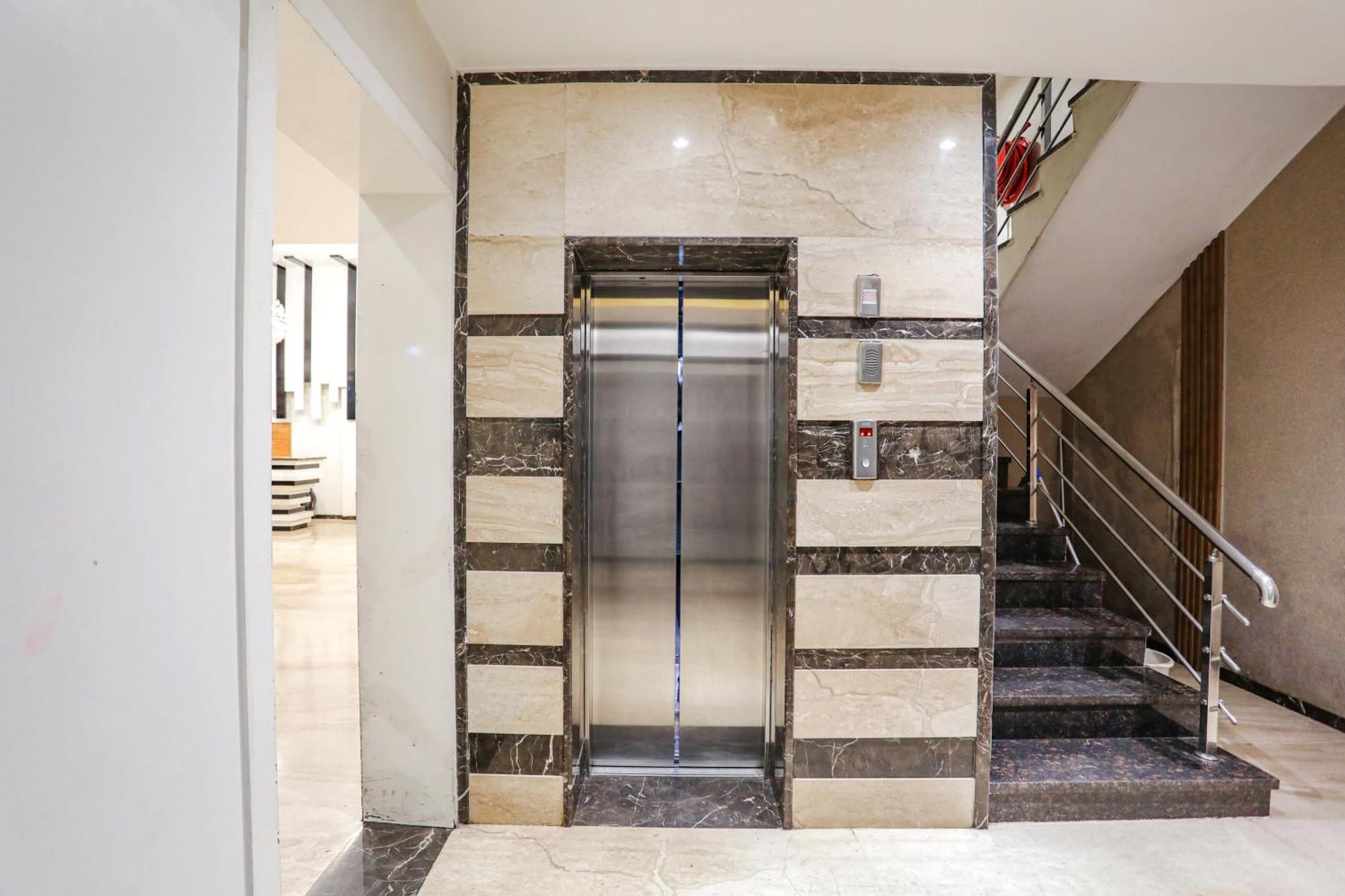 Fabhotel Prime Mahendra Raipur  Exterior photo